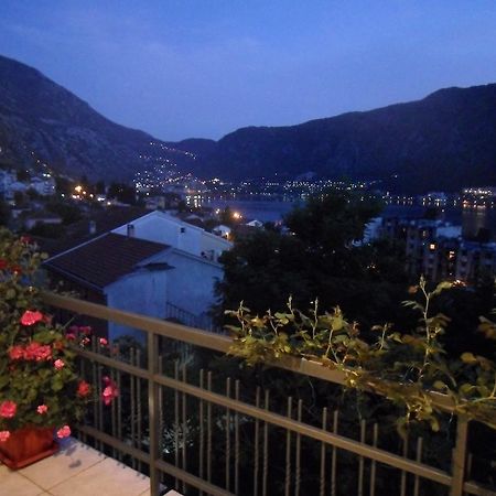 Apartment Aki Kotor Quarto foto